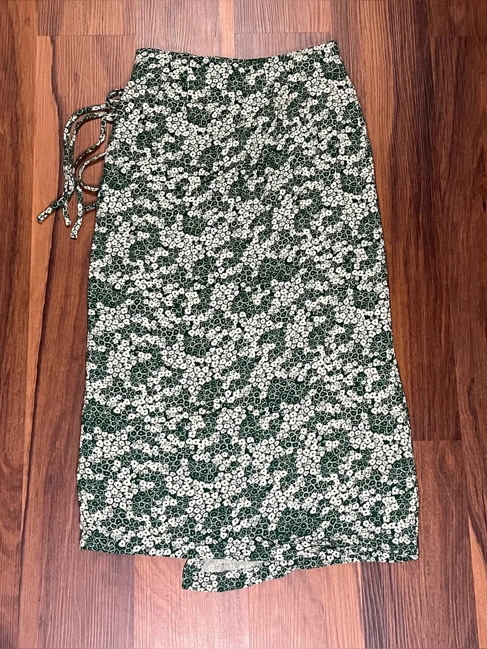Free People green and white floral wrap around tie waist midi skirt